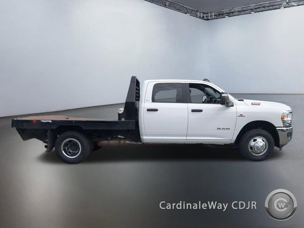 Used 2024 RAM 3500 SLT w/ Quick Order Package 2YG SLT AWD/4WD image 3