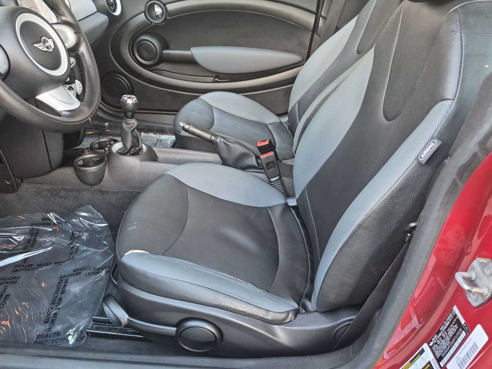 Used 2009 MINI Cooper Hardtop FWD image 16