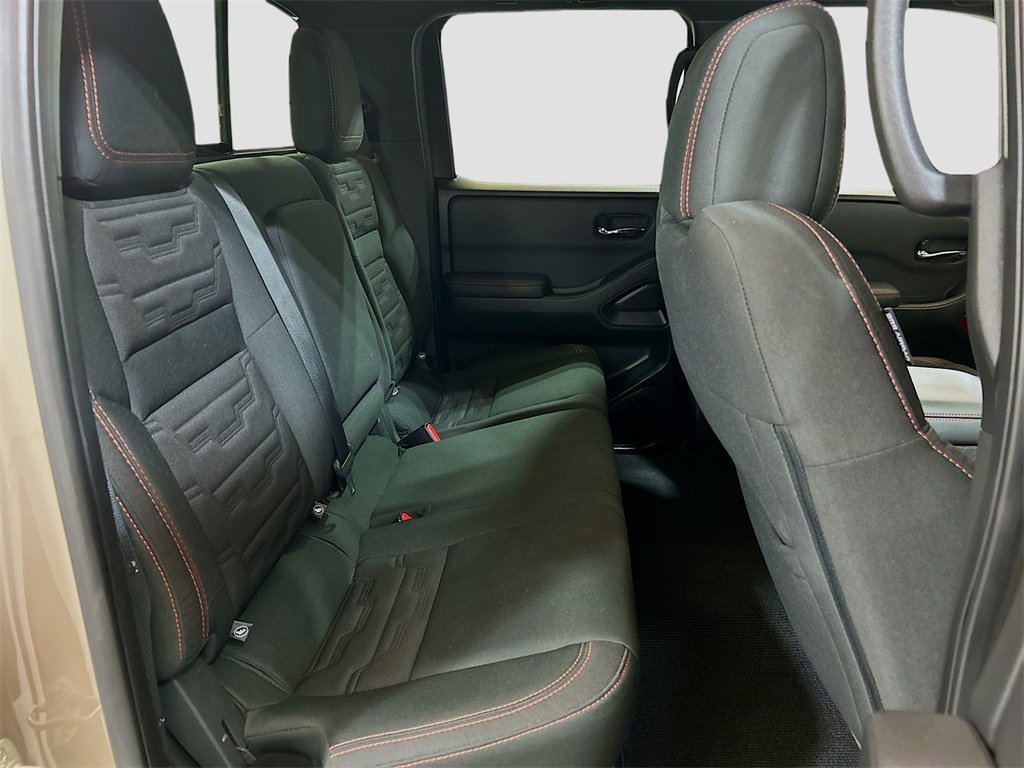 Used 2024 Nissan Frontier Pro-X image 23