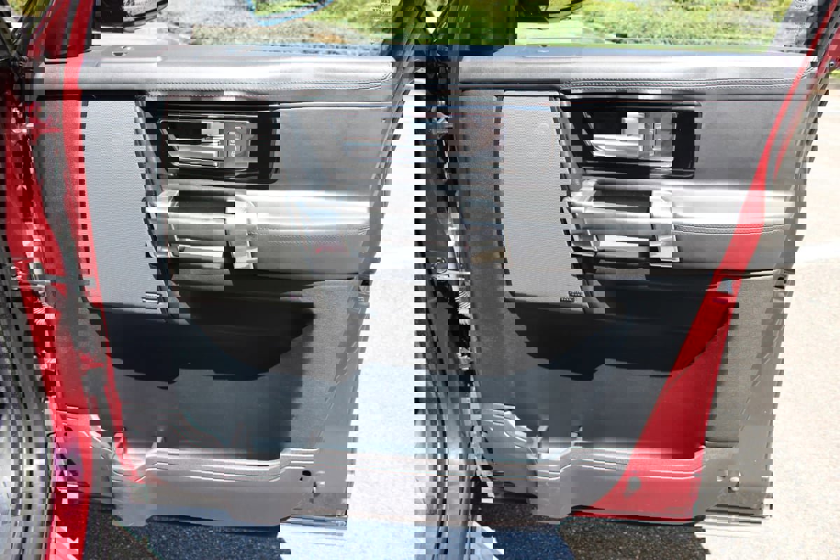 Used 2015 Land Rover LR4 HSE LUX image 33