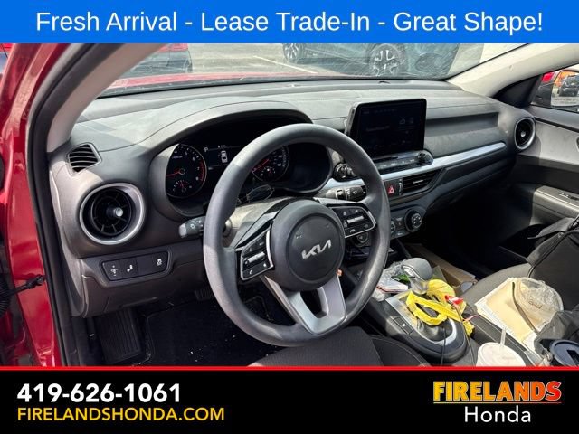 Used 2023 Kia Forte LXS w/ LXS Technology Package FWD image 18