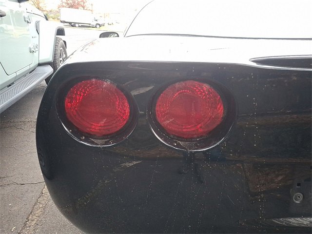 Used 2005 Chevrolet Corvette Coupe w/ Preferred Equipment Group image 9