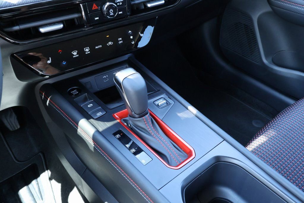 New 2026 Nissan Kicks SR w/ Cold Weather Package image 13