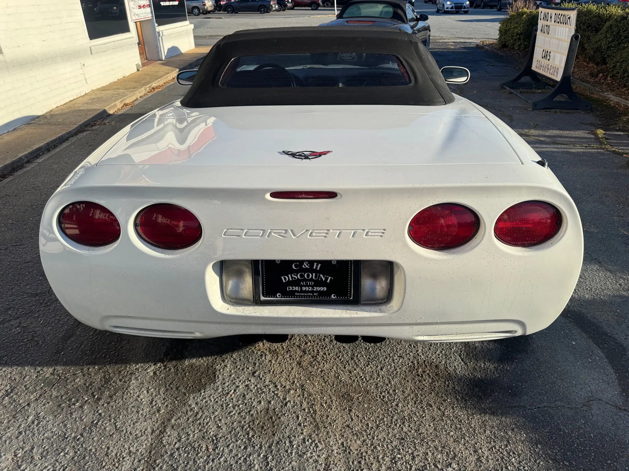 Used 1998 Chevrolet Corvette Convertible w/ Memory Pkg image 6