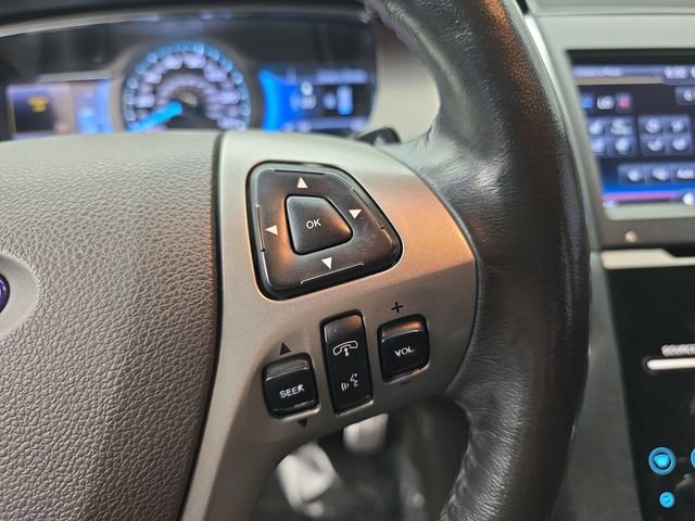 Used 2013 Ford Taurus SHO image 23