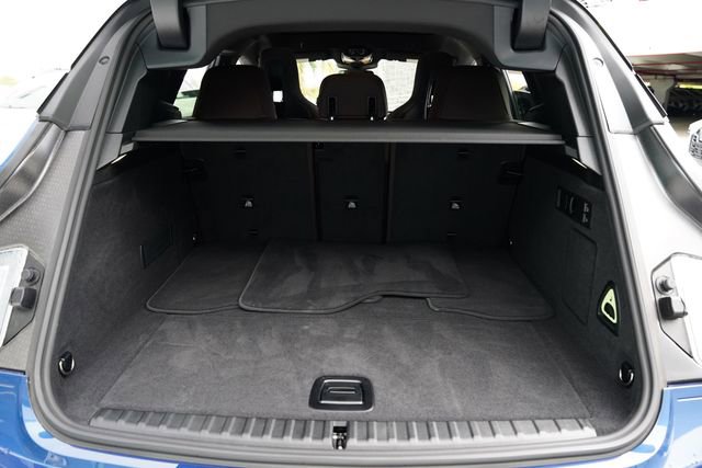 Used 2025 BMW iX xDrive50 image 28