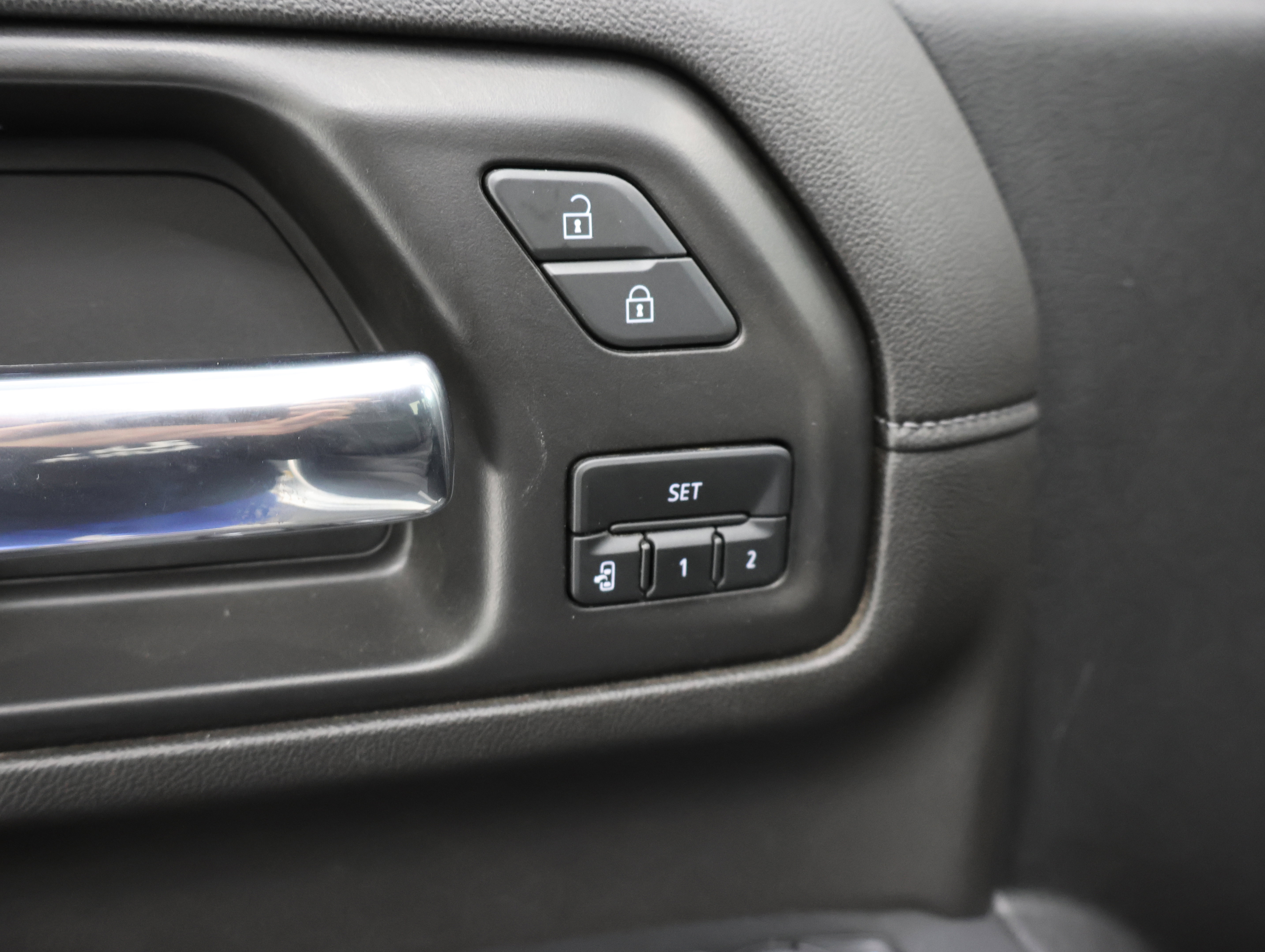 Used 2023 Chevrolet Silverado 3500 LTZ w/ Gooseneck/5TH Wheel Package image 43