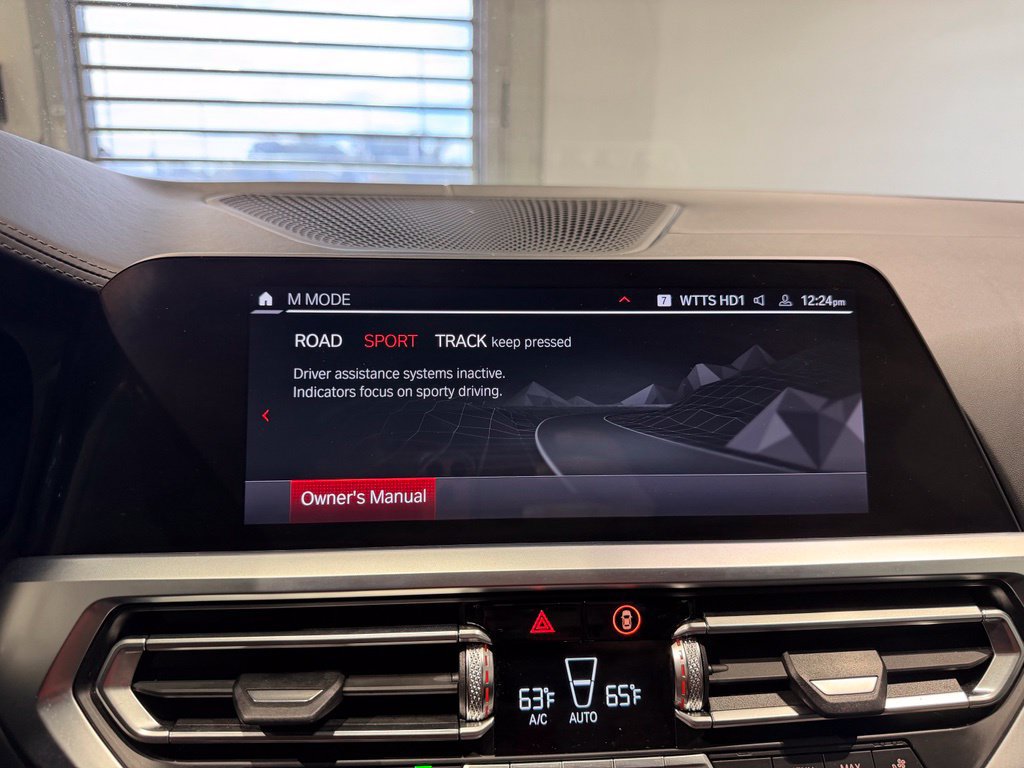 Used 2021 BMW M4 Coupe RWD image 22