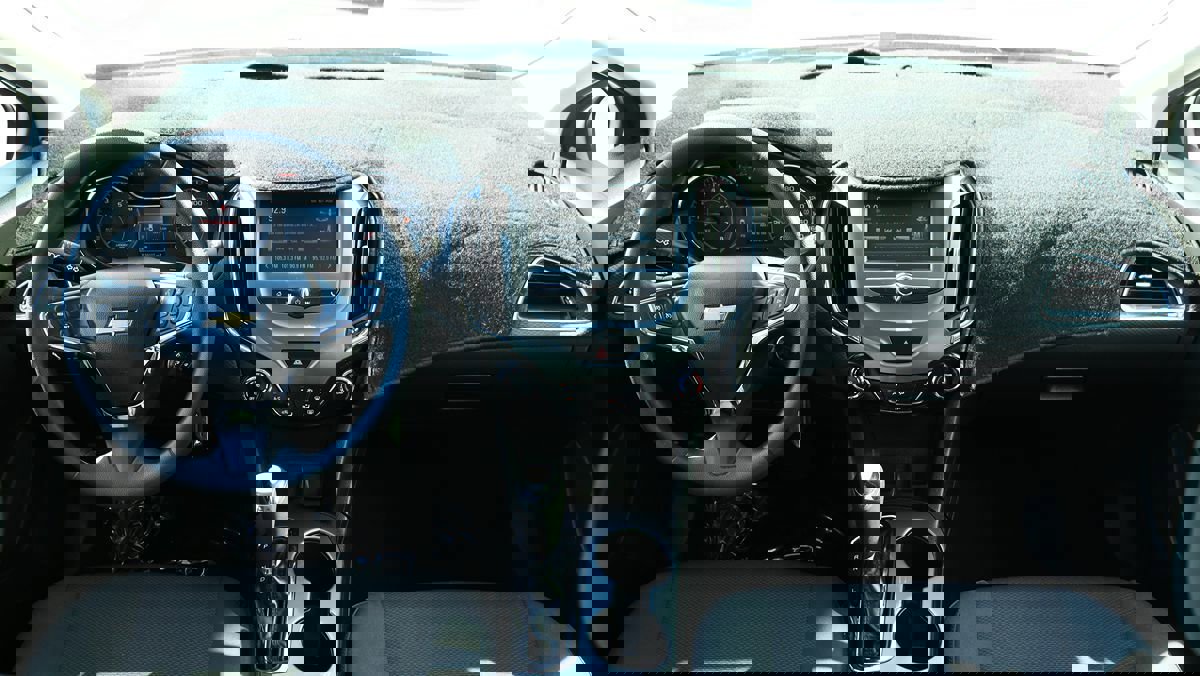 Used 2018 Chevrolet Cruze LT image 32