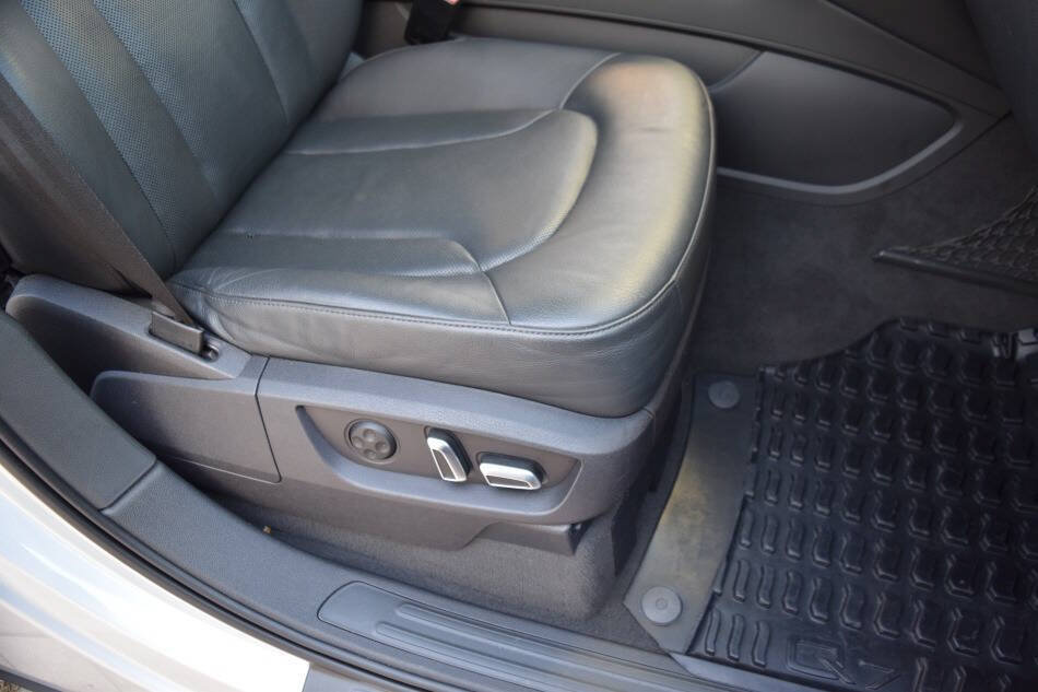 Used 2015 Audi Q7 TDI Prestige w/ Prestige Package AWD/4WD image 55