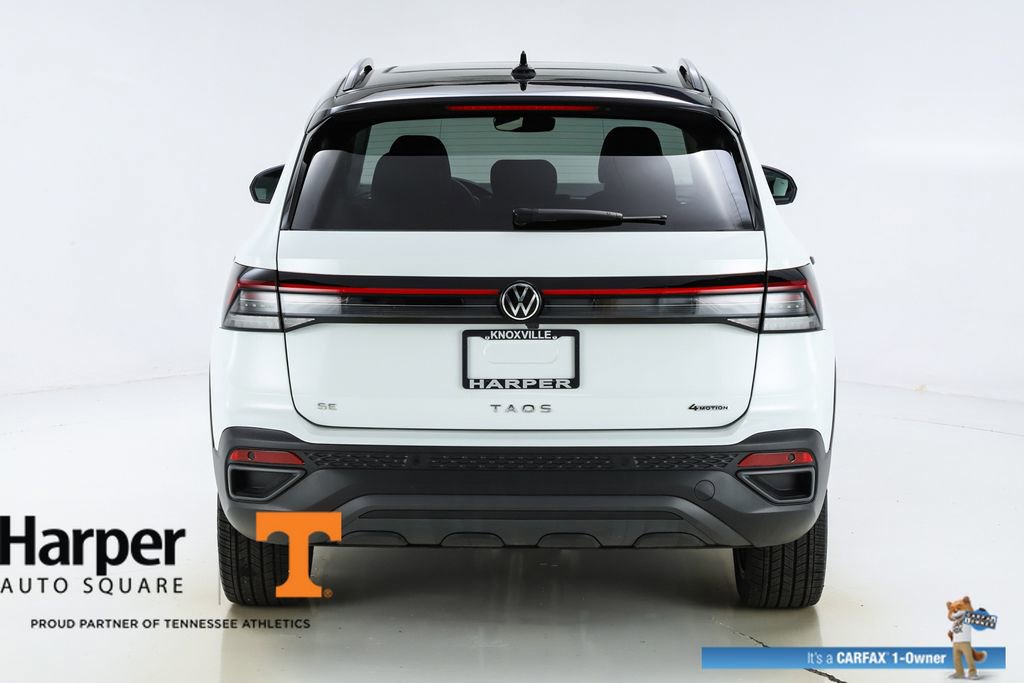Used 2025 Volkswagen Taos SE image 46