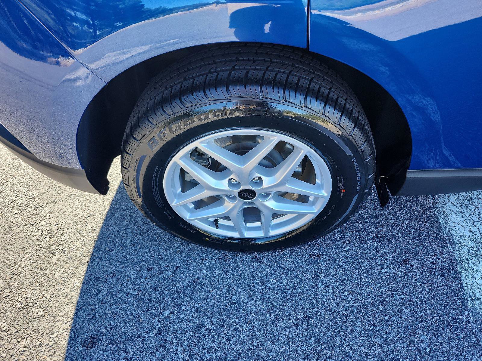 Used 2024 Ford Edge SEL image 6