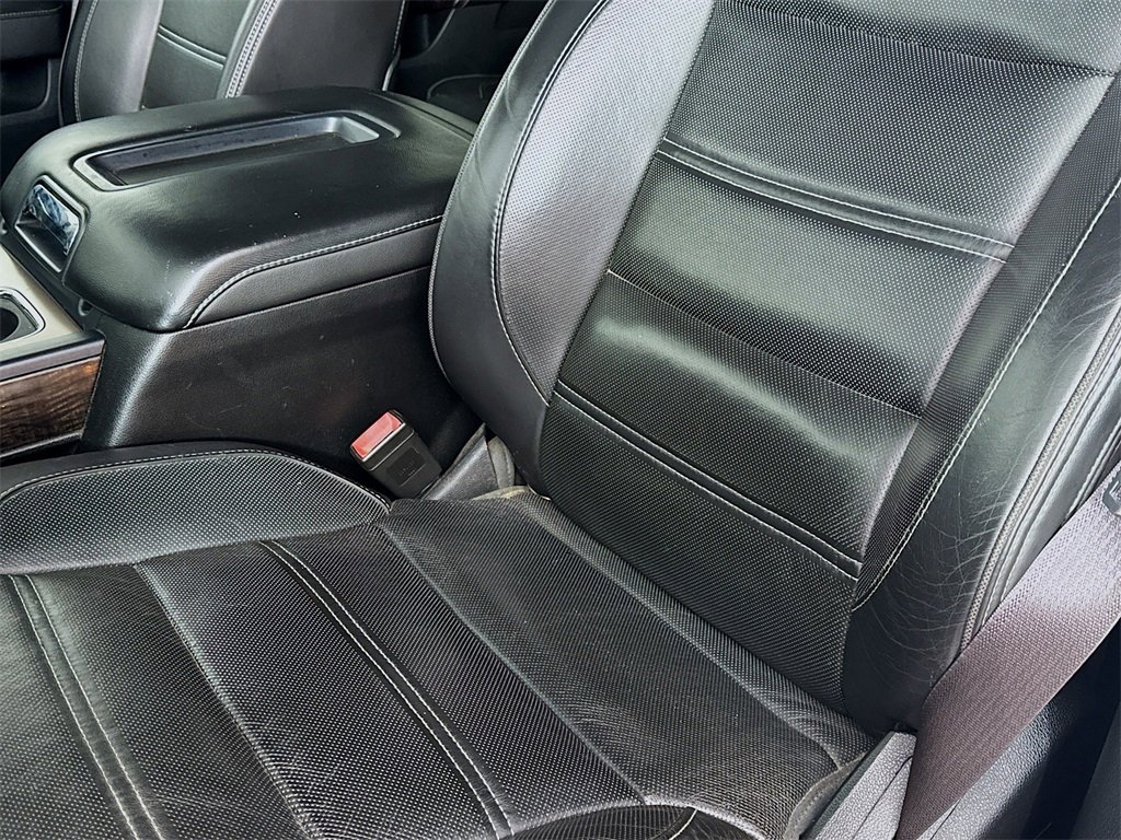 Used 2015 GMC Sierra 3500 Denali w/ Duramax Plus Package image 20