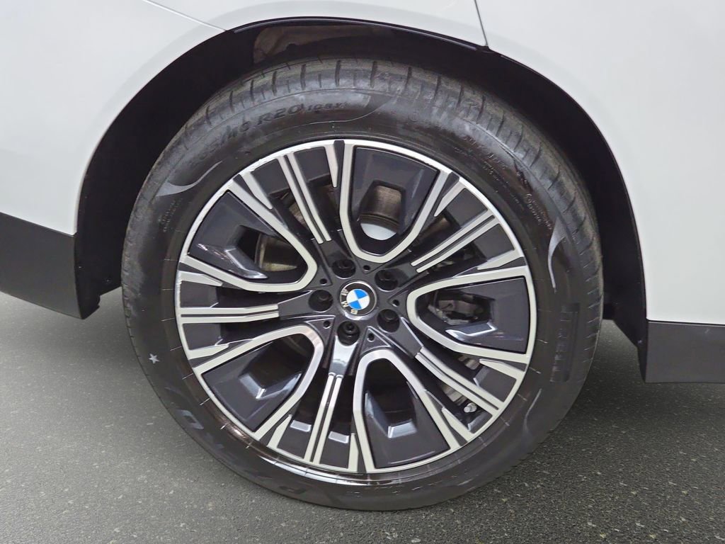 Used 2025 BMW X3 xDrive30i w/ Convenience Package image 34
