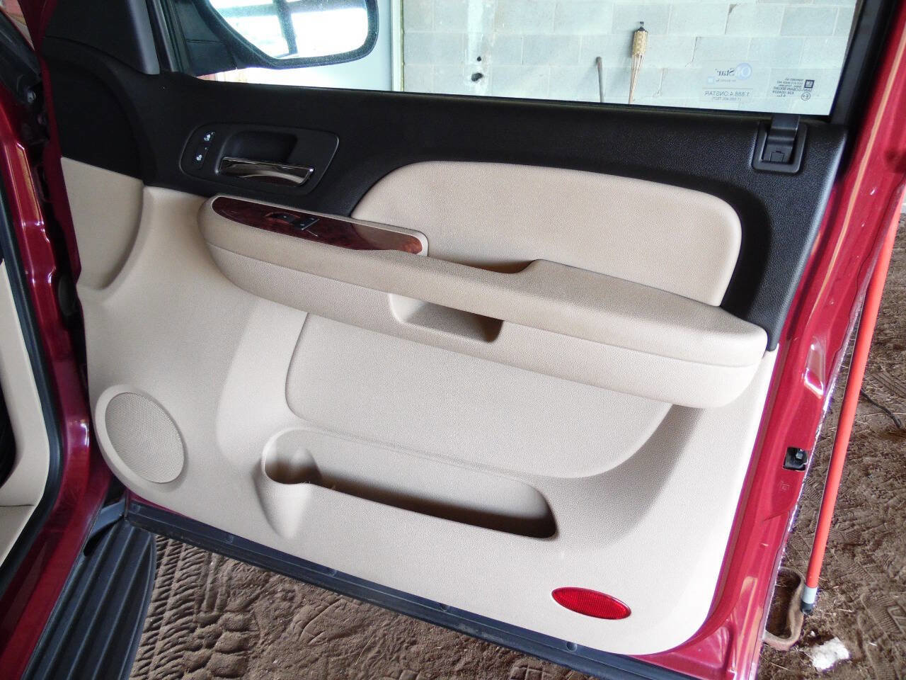 Used 2007 Chevrolet Tahoe LT w/ LT Preferred Equipment Group image 26