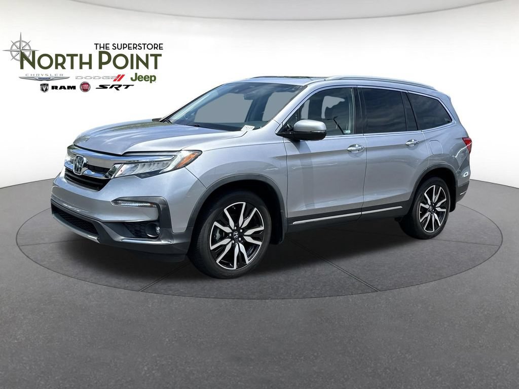 Used 2020 Honda Pilot Touring image 1