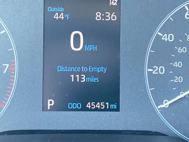 Used 2024 Toyota Corolla LE image 3