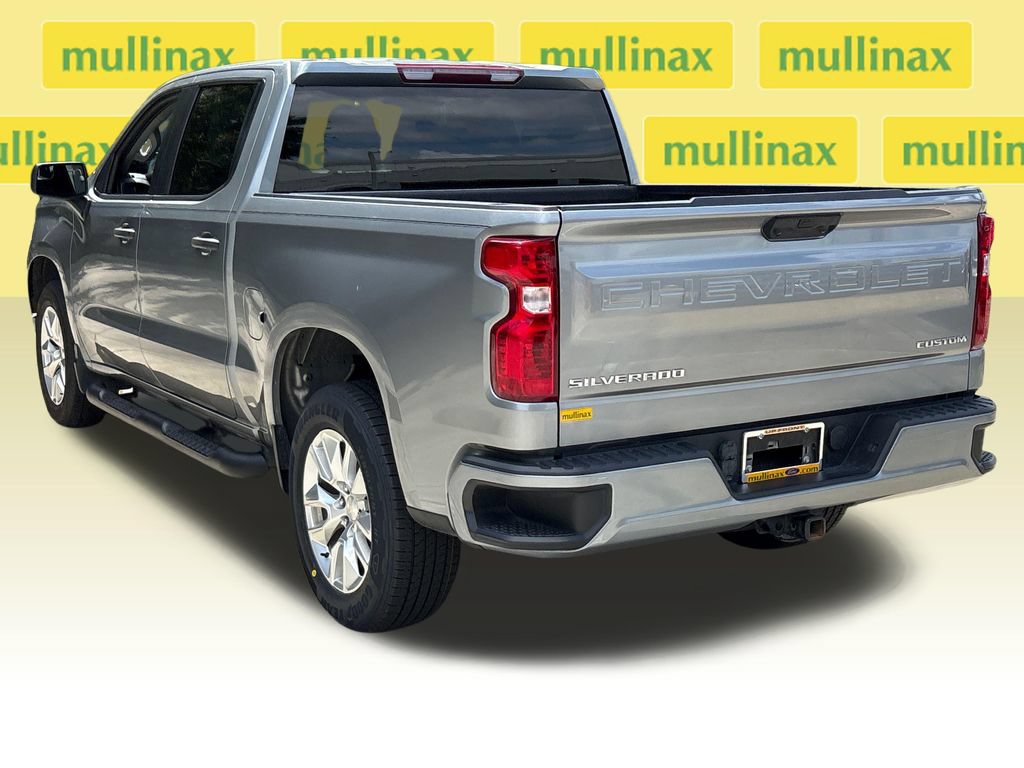 Used 2023 Chevrolet Silverado 1500 Custom RWD image 9