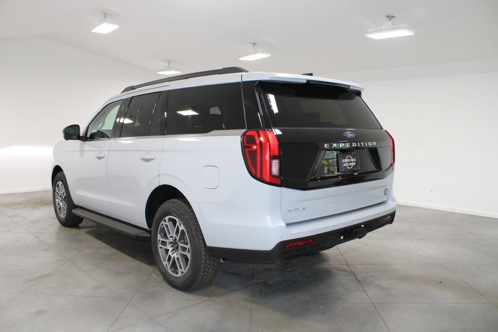 New 2026 Ford Expedition Active image 6