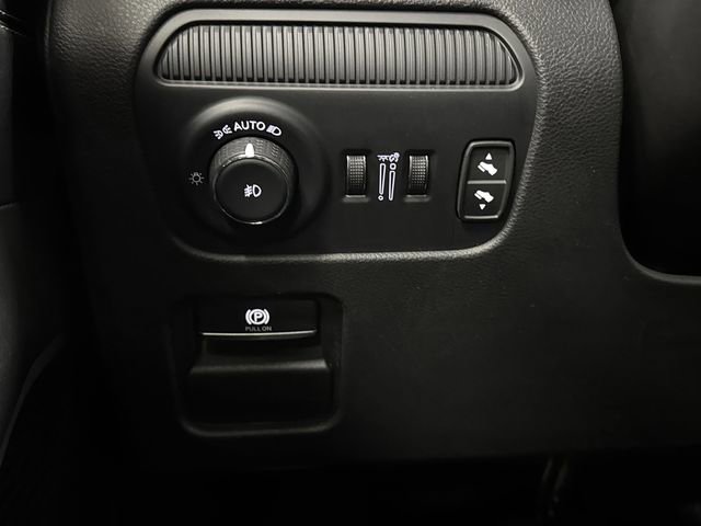 Certified 2024 Jeep Wagoneer Series II image 26