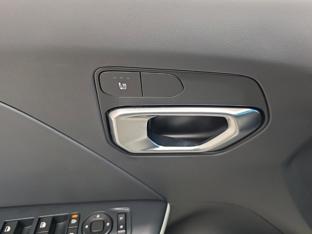 Certified 2026 Kia K4 EX FWD image 36