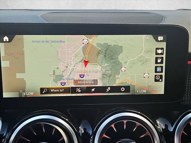 Used 2023 Mercedes-Benz EQB 300 4MATIC image 13