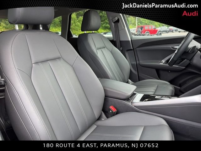 Used 2025 Audi Q5 Premium w/ Convenience Package AWD/4WD image 18