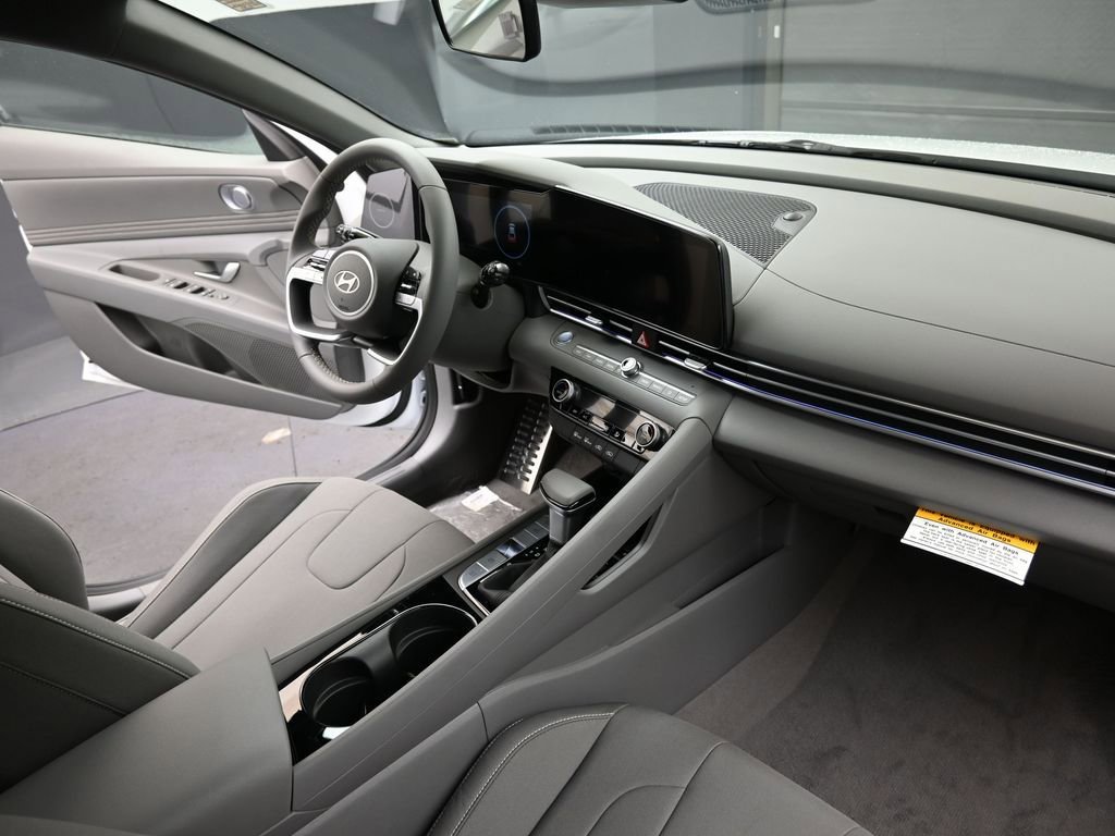 New 2026 Hyundai Elantra Sport image 12