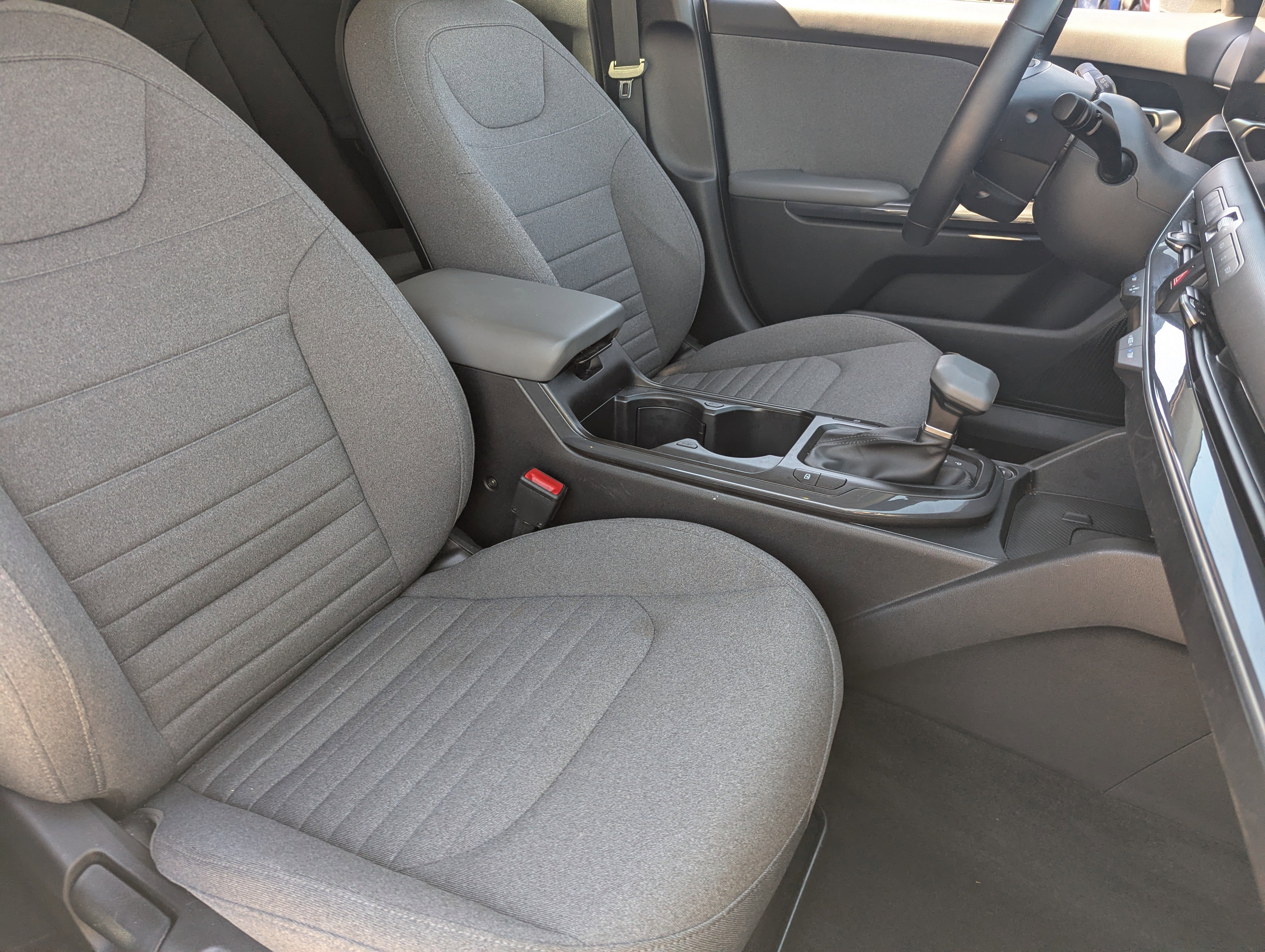Certified 2025 Kia K4 EX FWD image 8