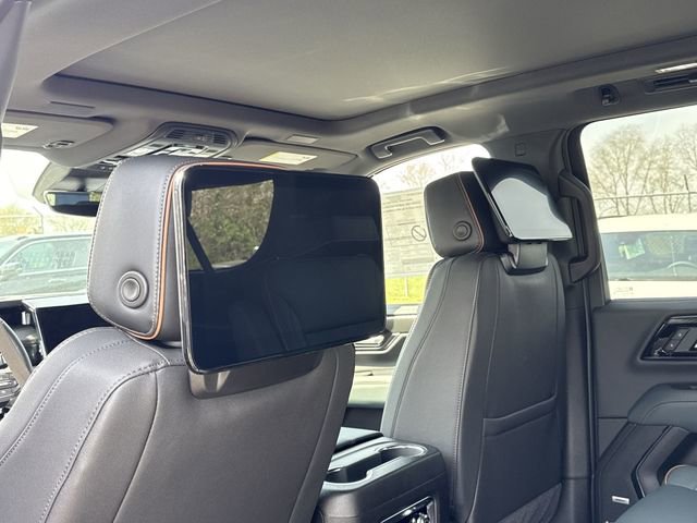 New 2026 GMC Yukon XL AT4 w/ AT4 Premium Plus Package image 27