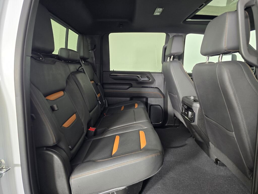 Used 2024 GMC Sierra 2500 AT4 w/ AT4 Premium Plus Package image 43