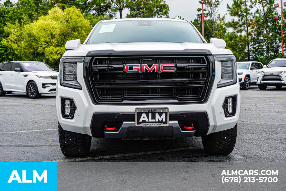 Used 2023 GMC Yukon XL AT4 AWD/4WD image 9