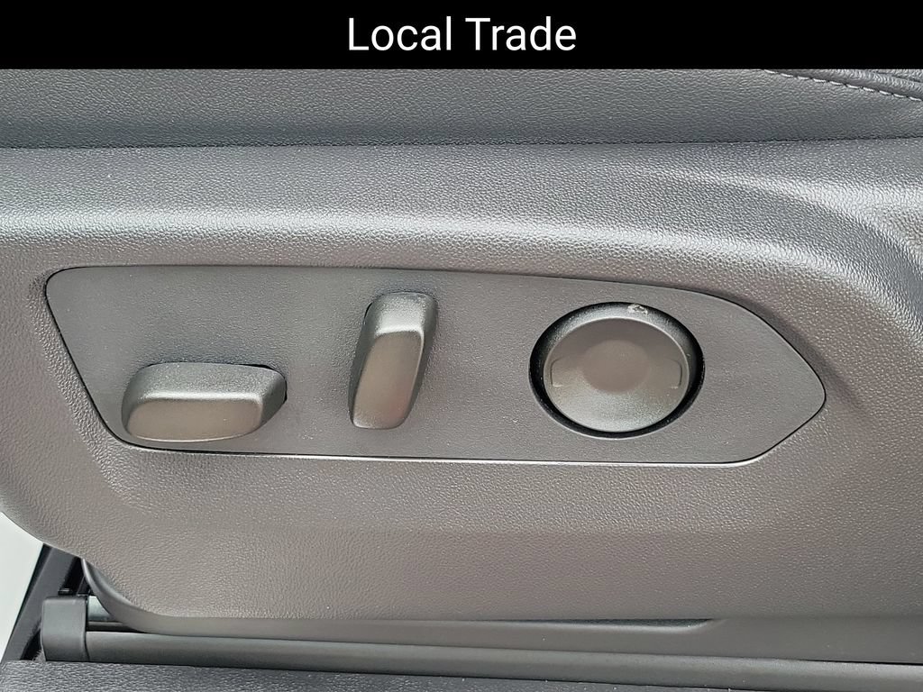 Used 2025 Chevrolet Silverado 2500 LTZ w/ LTZ Convenience Package AWD/4WD image 7