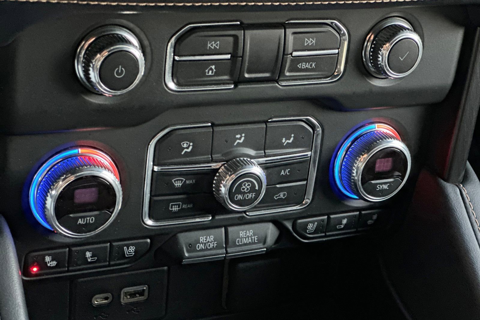 Certified 2022 GMC Yukon AT4 image 23