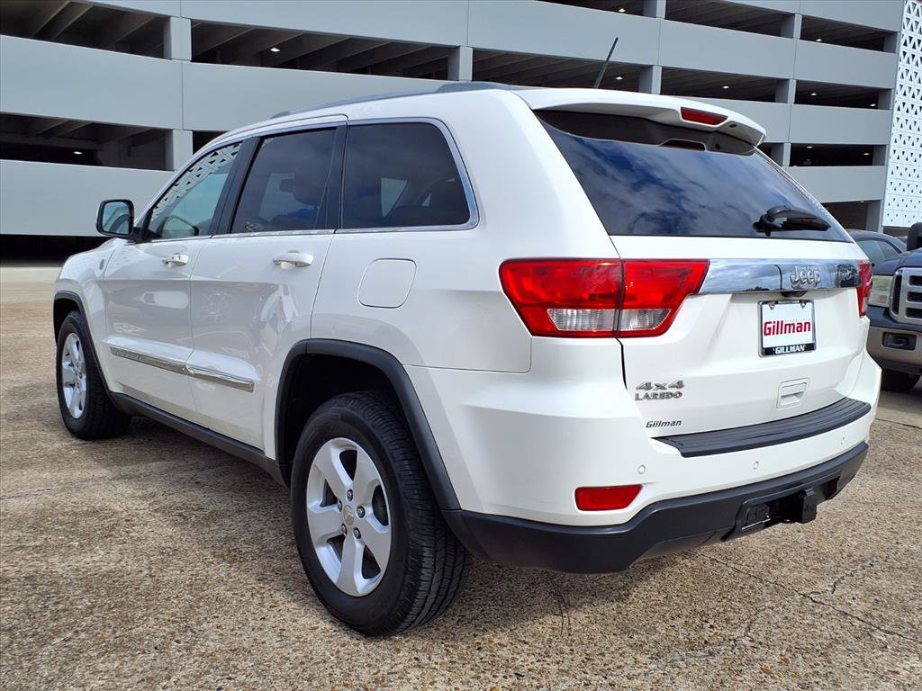 Used 2012 Jeep Grand Cherokee Laredo image 3