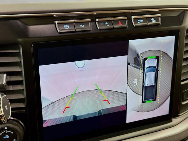 Used 2023 Ford F350 Platinum w/ Tremor Off-Road Package image 14