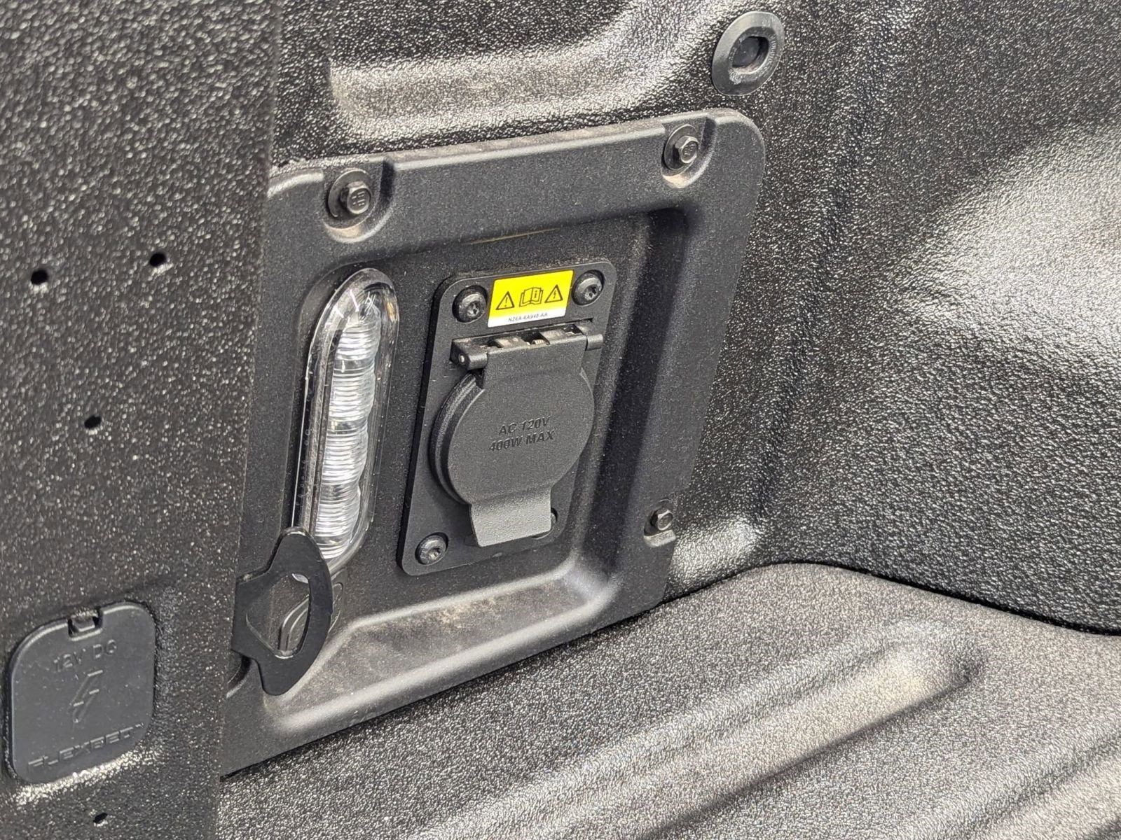 New 2025 Ford Maverick XLT w/ XLT Luxury Package image 34