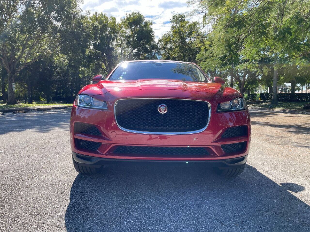 Used 2019 Jaguar F-PACE Premium AWD/4WD image 2