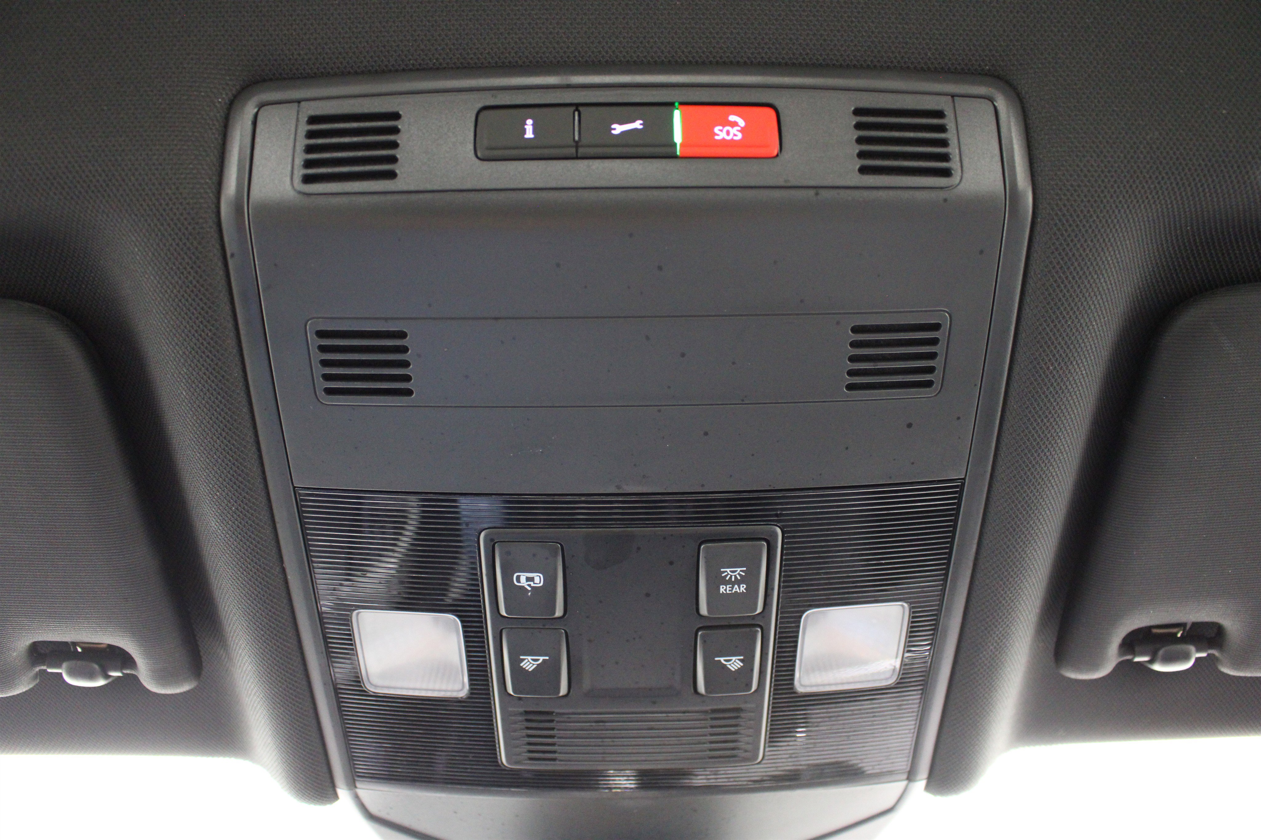 Used 2025 Volkswagen Jetta Sport FWD image 21