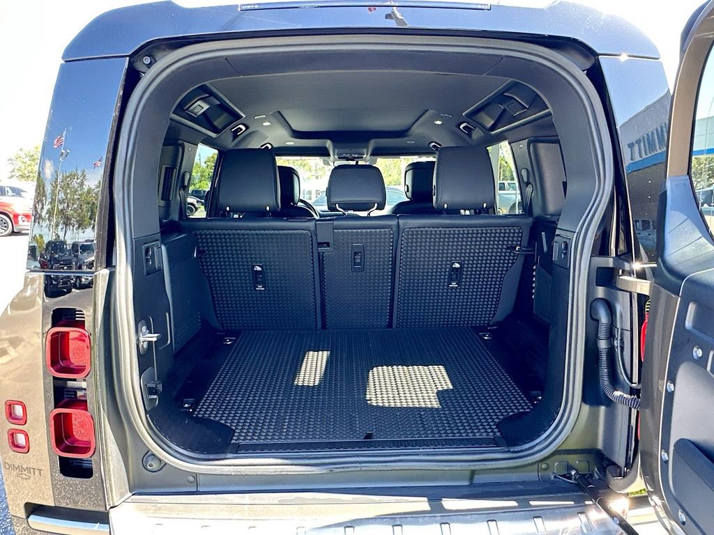 Used 2022 Land Rover Defender 110 X-Dynamic HSE image 25