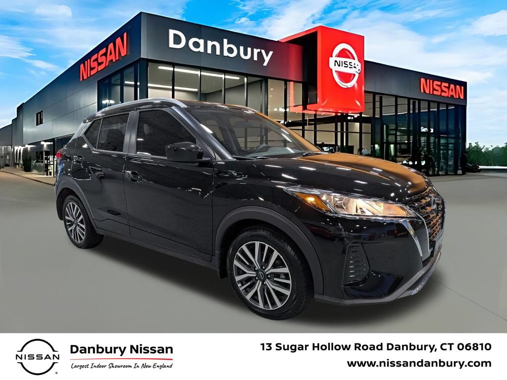 Used 2024 Nissan Kicks SV FWD image 1