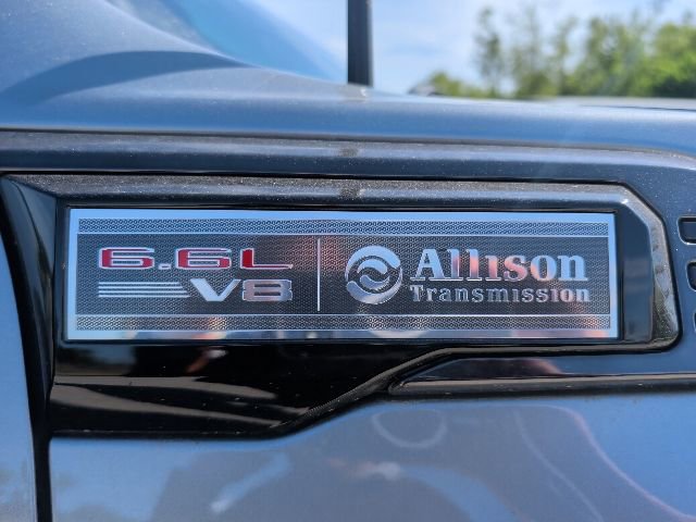 Used 2024 GMC Sierra 2500 AT4 w/ Technology Package AWD/4WD image 10