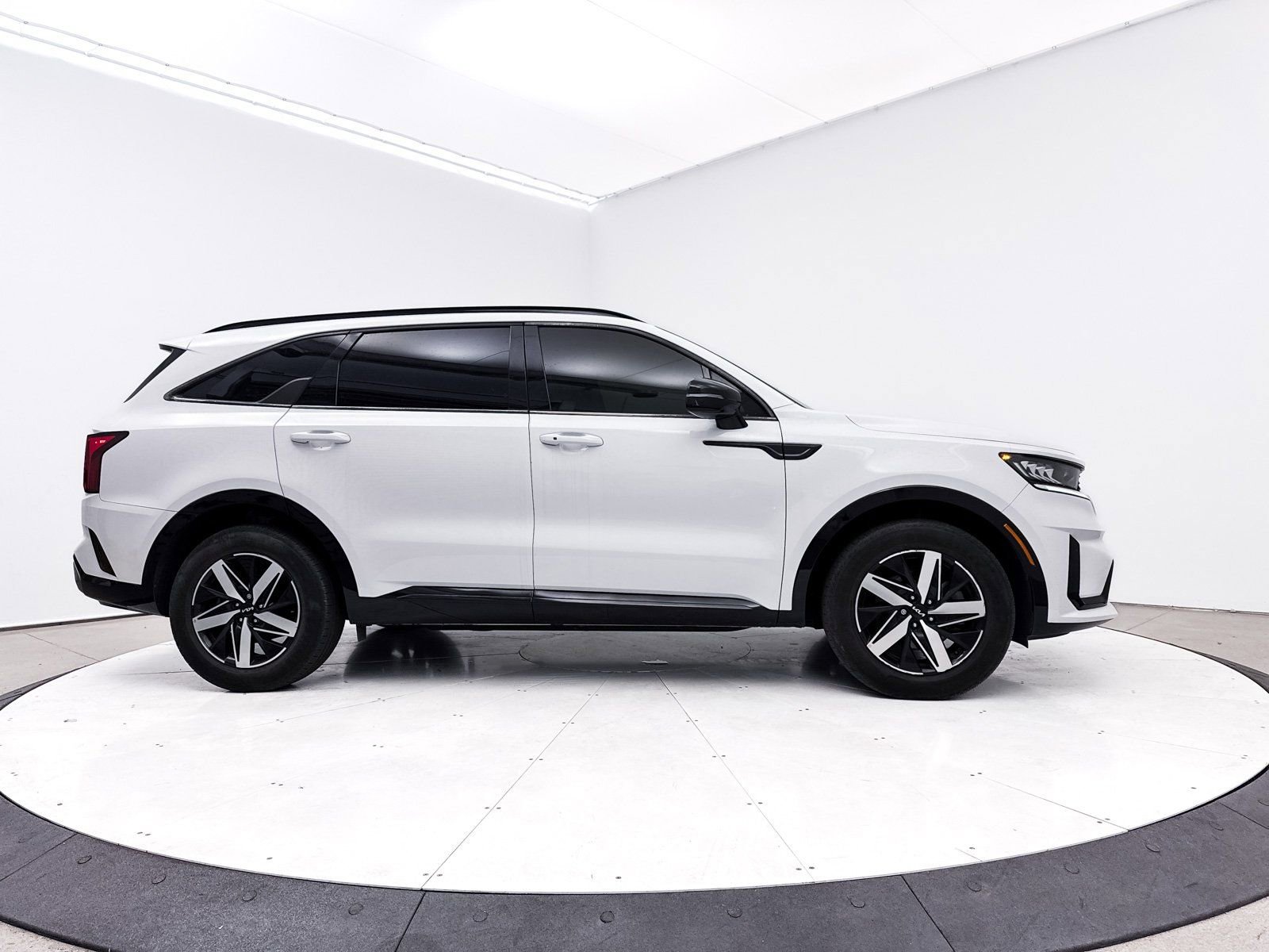 Used 2022 Kia Sorento S w/ Panoramic Sunroof Package image 39