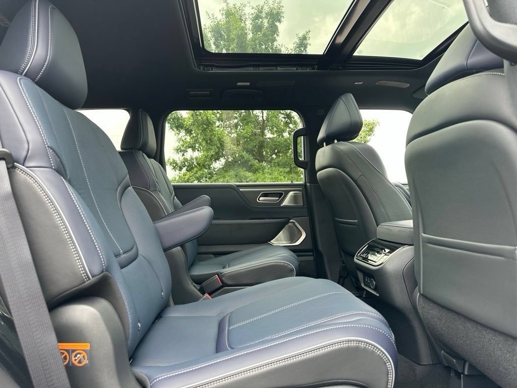 New 2027 INFINITI QX80 Sensory w/ Sport Exterior Package AWD/4WD image 24