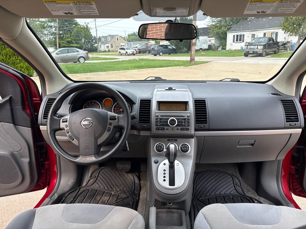 Used 2009 Nissan Sentra 2.0 S FWD image 9