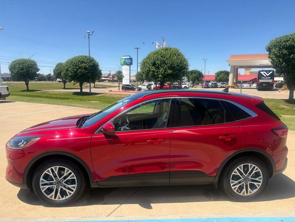 Used 2022 Ford Escape SEL FWD image 5