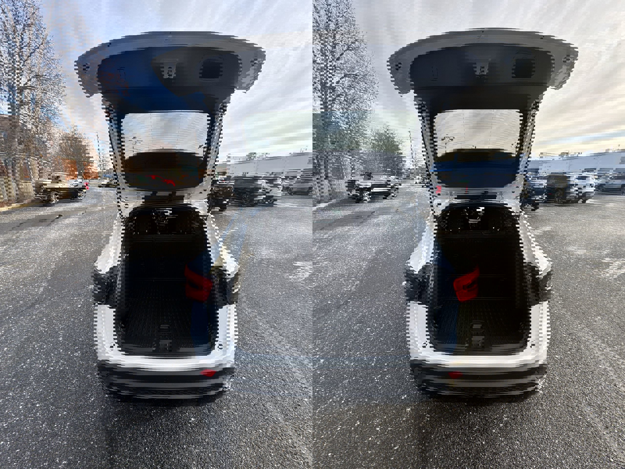 Used 2024 Chevrolet Trax RS w/ Driver Confidence Package image 27