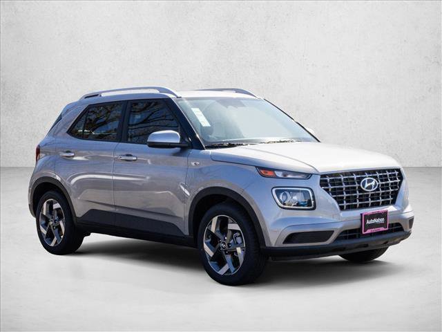 Used 2025 Hyundai Venue SEL image 3