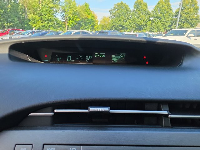 Used 2013 Toyota Prius Two FWD image 15