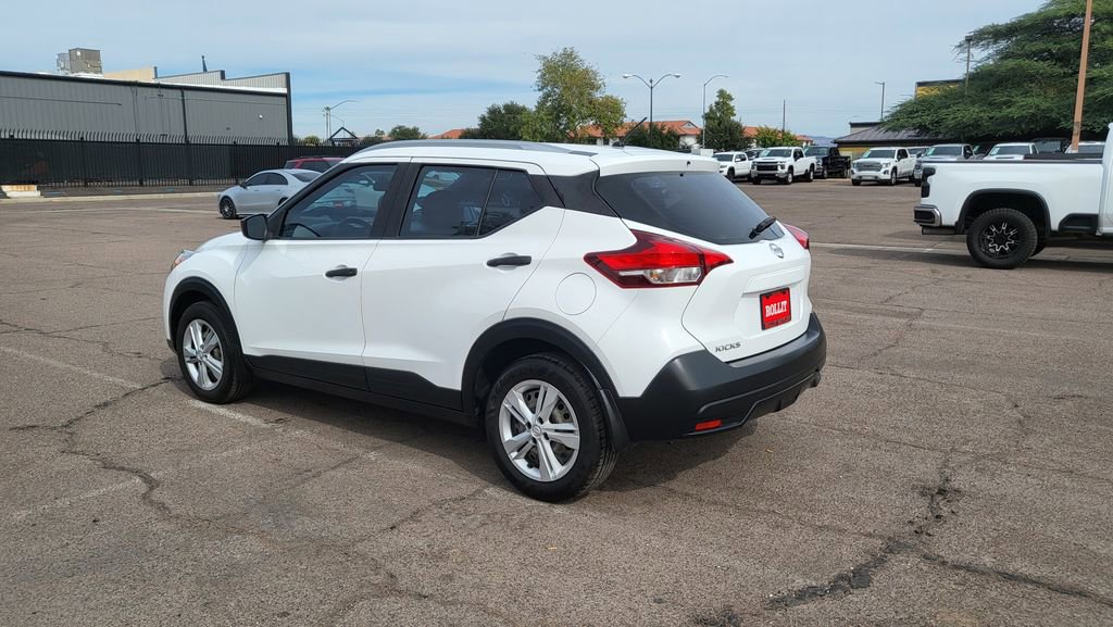 Used 2019 Nissan Kicks S image 5